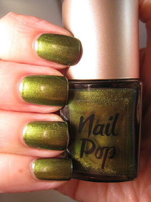 Nail-Pop-Kimono-green-nail-polish-duochrome