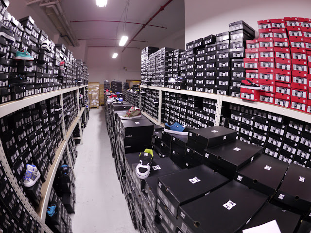 dc shoes warehouse