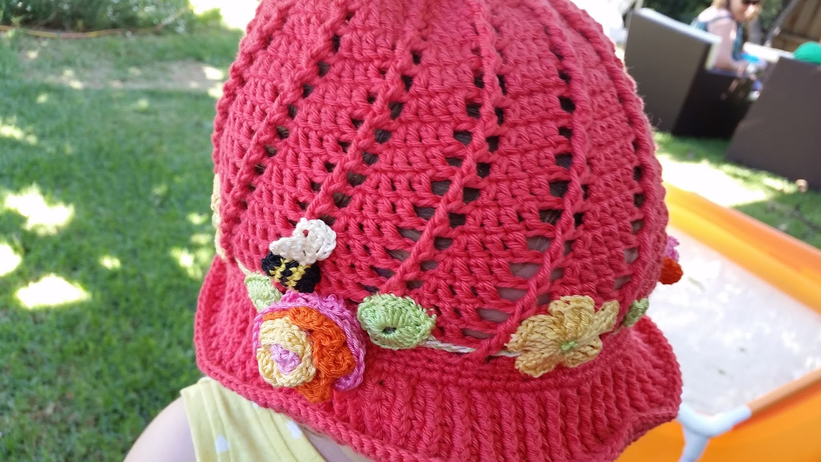 Crochet Hat Pattern Wobble Bobble Beanie 