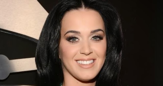 Katy Perry : Parrot Green Sexy Dress | Eye-candy Pictures