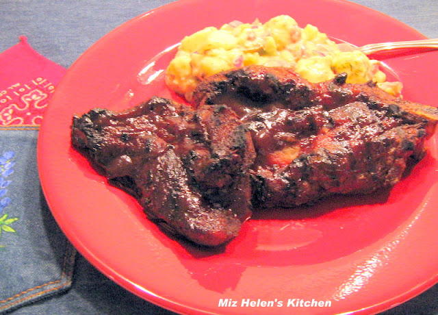Country Ribs at Miz Helen's Country Cottage