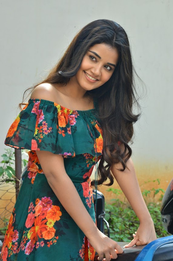 Anupama Parameswaran at Hello Guru Prema Kosame Promotions