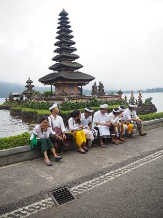Pura Populer di Bali Pura Ulun Danu