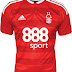 Adidas lança camisa titular do Nottingham Forest