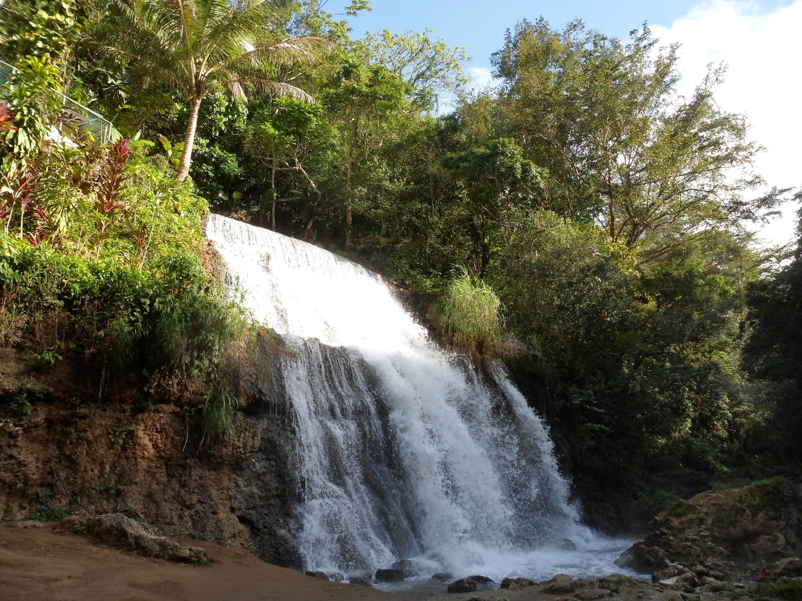 Finding My Virginity: Puerto Rican Honeymoon: Day Trip to Arecibo