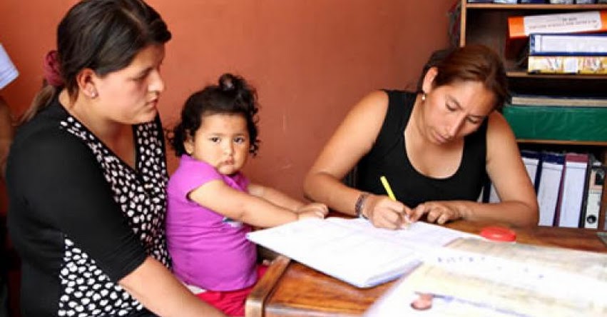 MATRÍCULA ESCOLAR 2018: MINEDU pone a disposición canales de atención para padres de familia - www.minedu.gob.pe MATRÍCULA ESCOLAR 2018: MINEDU pone a disposición canales de atención para padres de familia - www.minedu.gob.pe