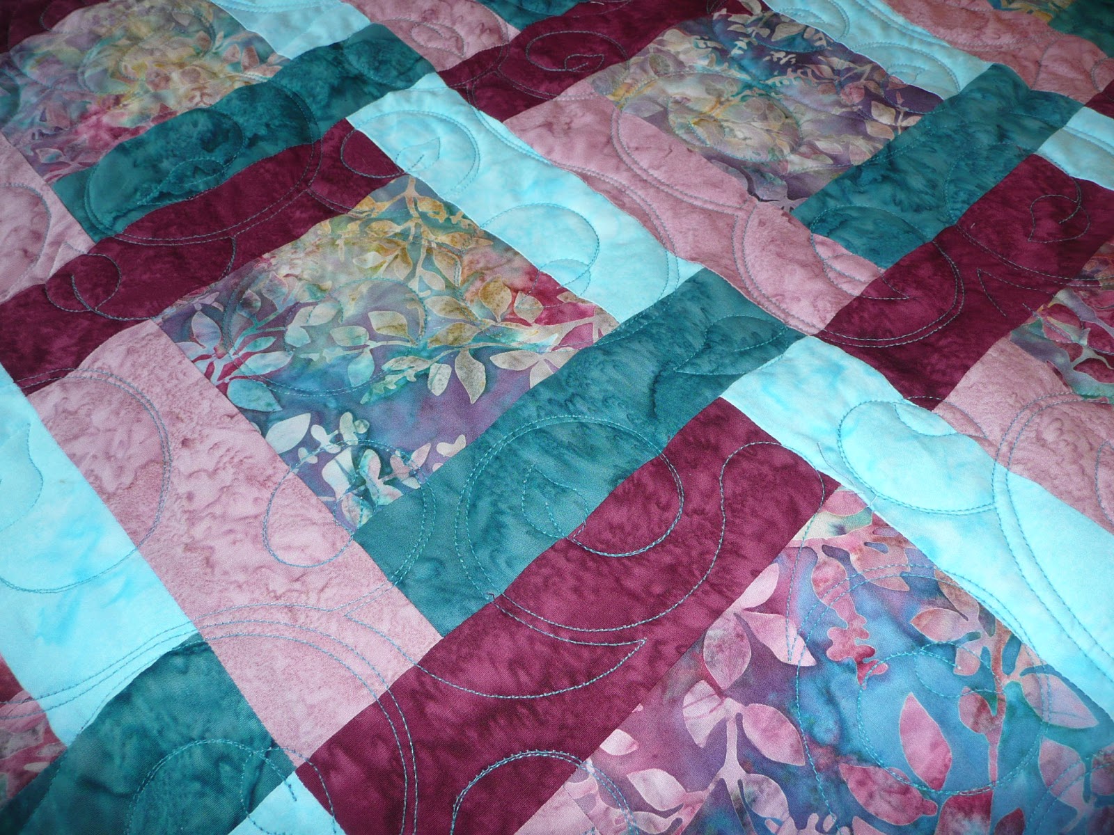 Acorn Ridge Quilting Amy's Black Hills Gold Quilt