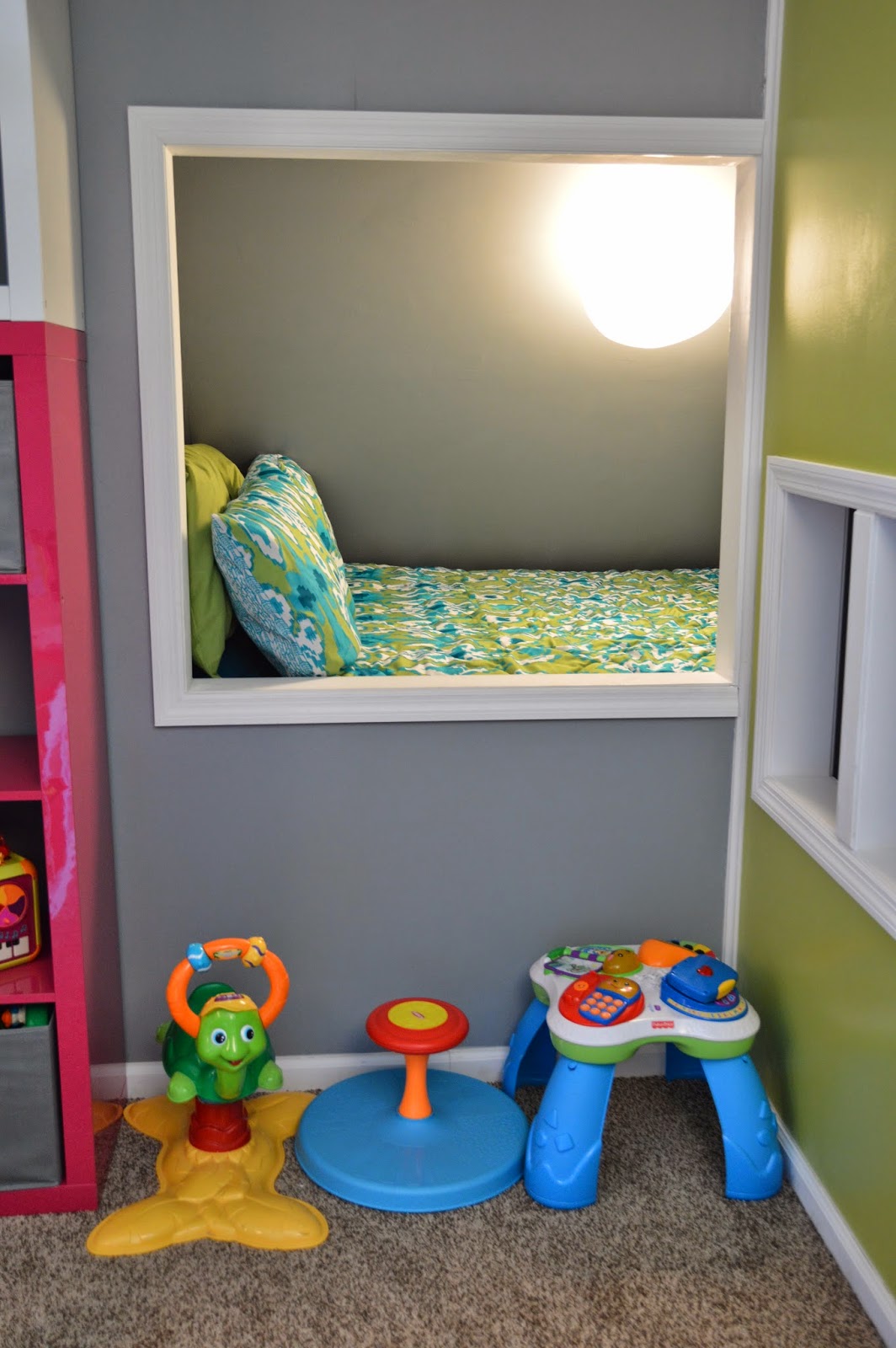 how to decorate a playroom