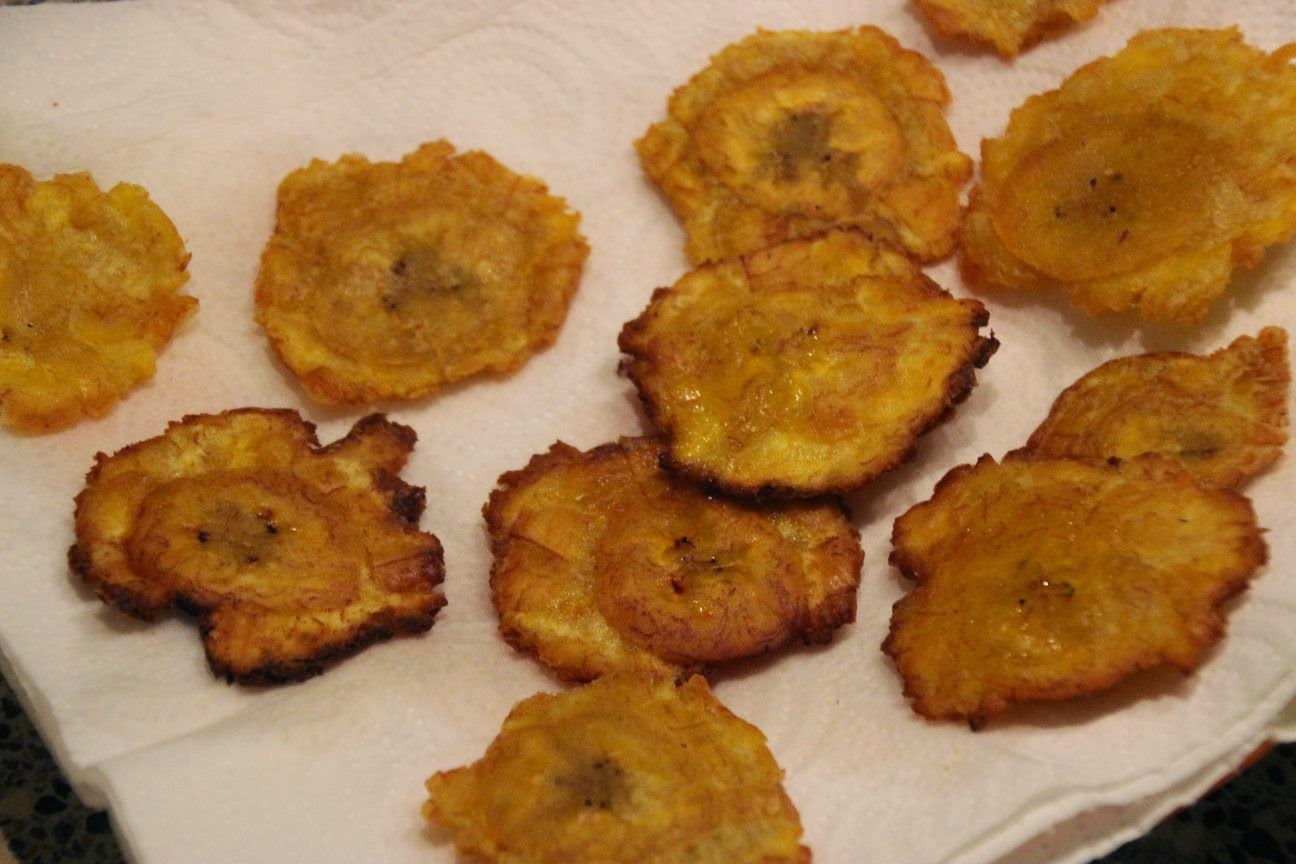 Vegan kochen: Patacones - frittierte Kochbanane