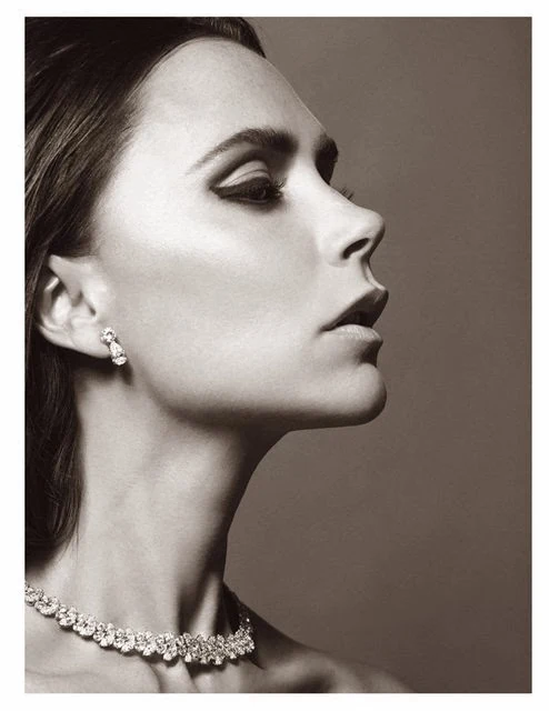 Beautiful Victoria Beckham in Vogue Paris