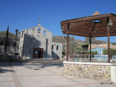 Iglesia y kiosko de Cruz Vieja, Tala