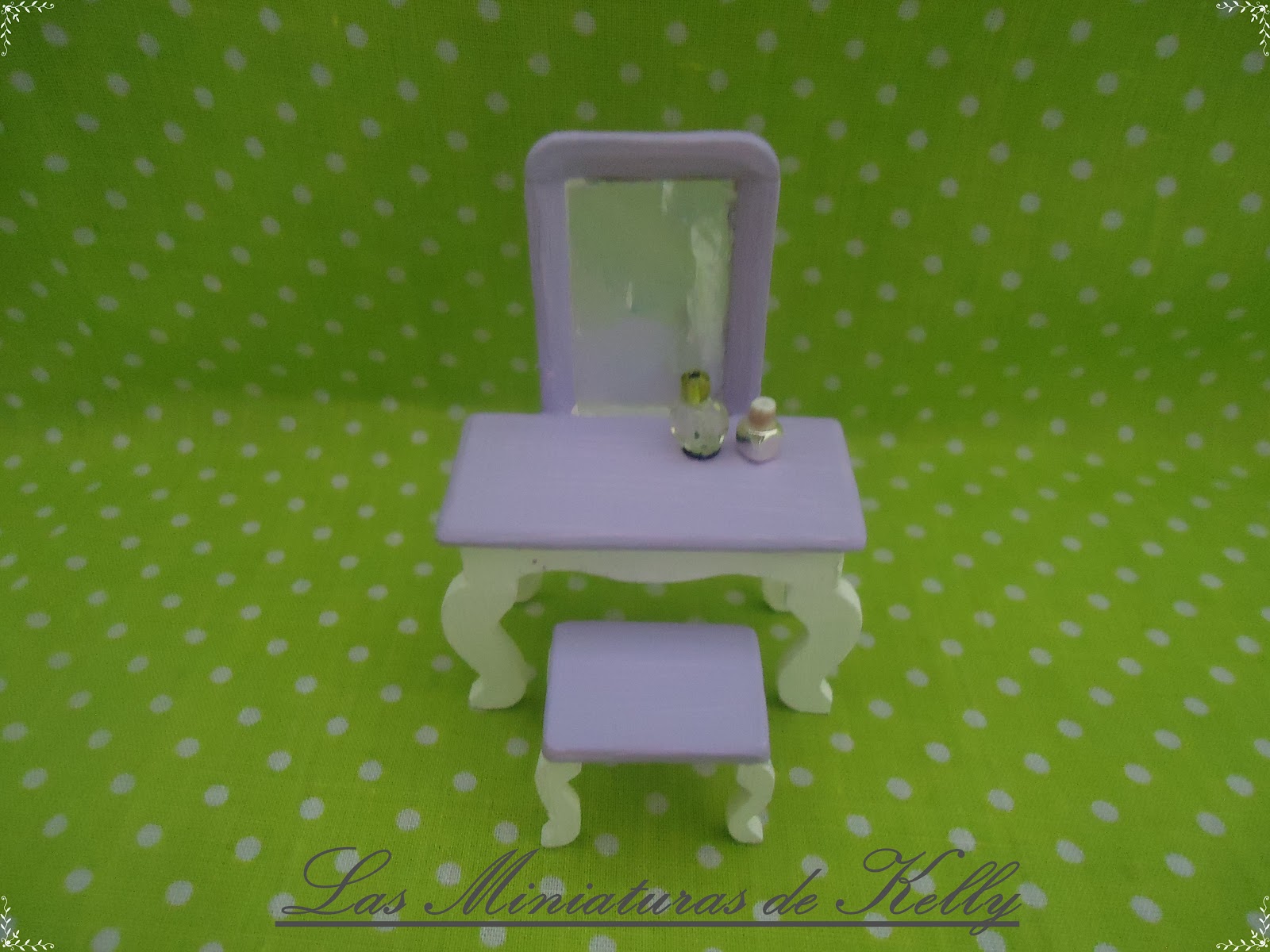 LAS MINIATURAS DE KELLY: JUEGO DE DORMITORIO