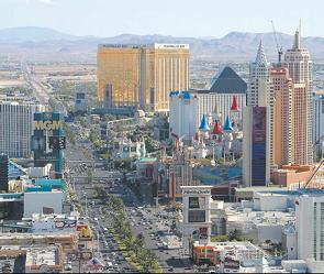 Traveler Guide: Side of a Glittering American West and Wild