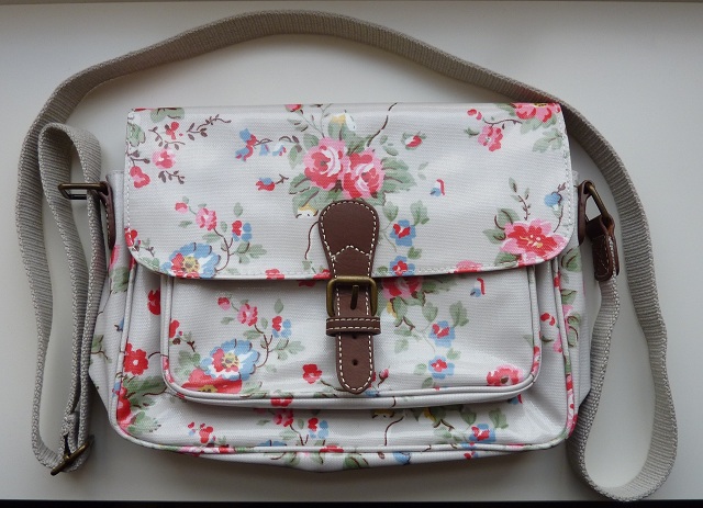 Portobello Pearls: Fashion | Cath Kidston Mini Summer Blossom Saddle Bag