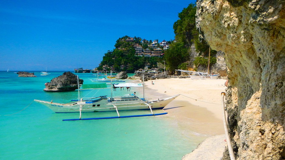 Affordable Boracay Packages: Ticket to Ati-atihan and History ~ Boracay