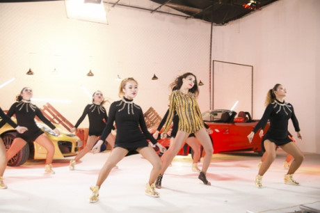 Tra Ngoc Hang nong kho cuong voi ‘Kieu’ - Anh 3