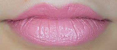 Avon mark. Liquid Lip Lacquer Shine in Blushing