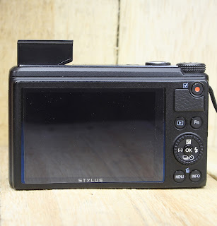 Kamera Olympus XZ-10 TouchScreen