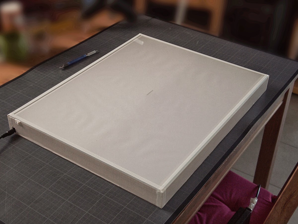 La Fabrique d'Itsmil Fab table lumineuse 40x50