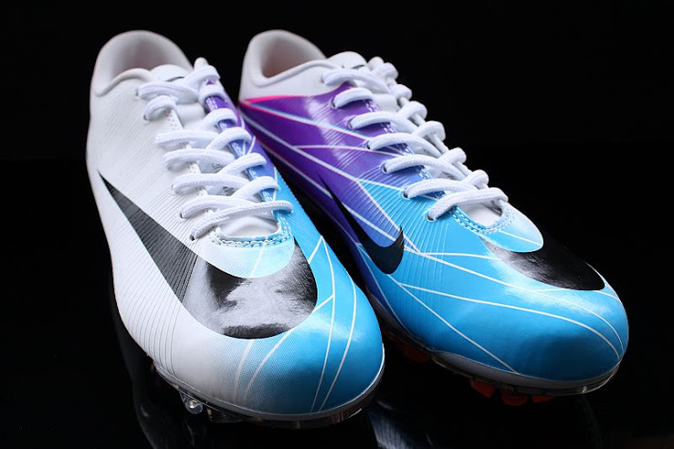 nike mercurial white blue