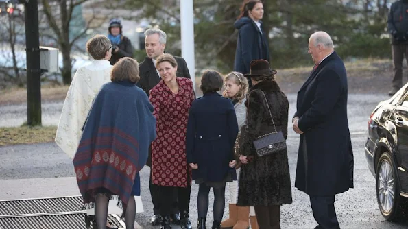  King Harald V and Queen Sonja of Norway, and Princess Martha Louise and Ari Behn and their daughters Maud Angelica Behn, Leah Isadora Behn, Emma Tallulah Behn