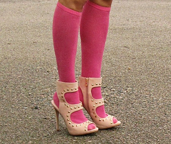 studs high heels nilkkurit pinkit polvisukat pink socks