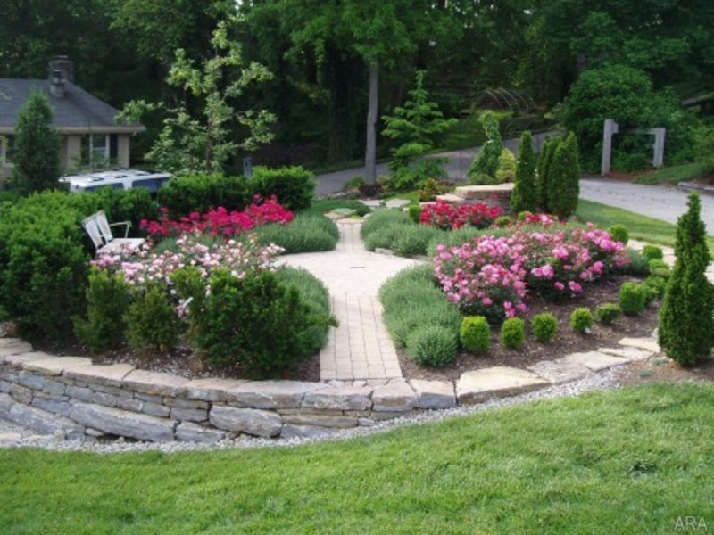 Cool Backyard Landscaping Ideas for Large Yards