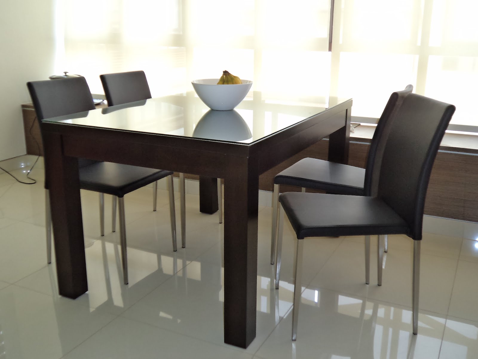 Two Storeys Dining Table Chairs