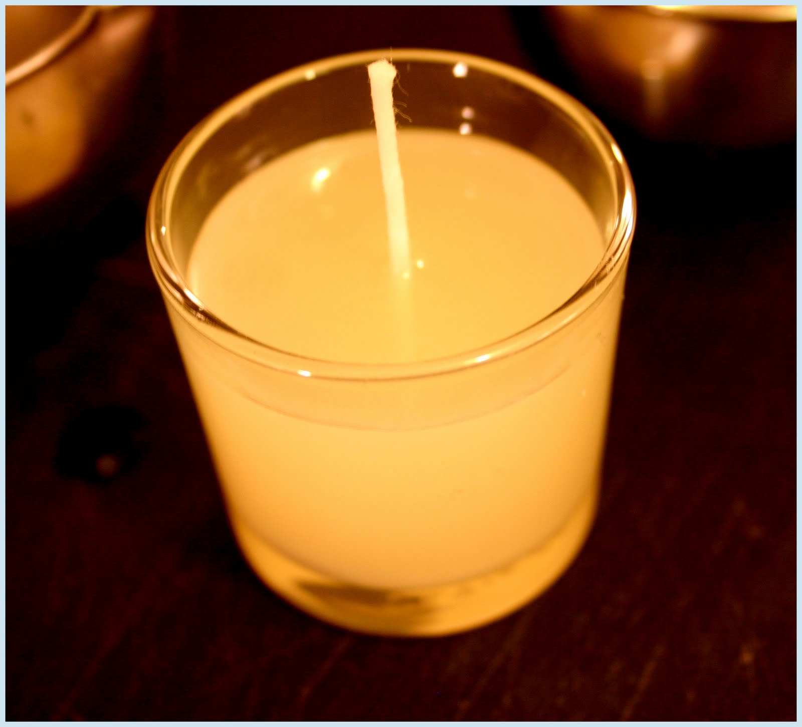 Bougie De Massage Ylang Touch - Amoreane Med - 45g - Neuf - Livraison Discrète