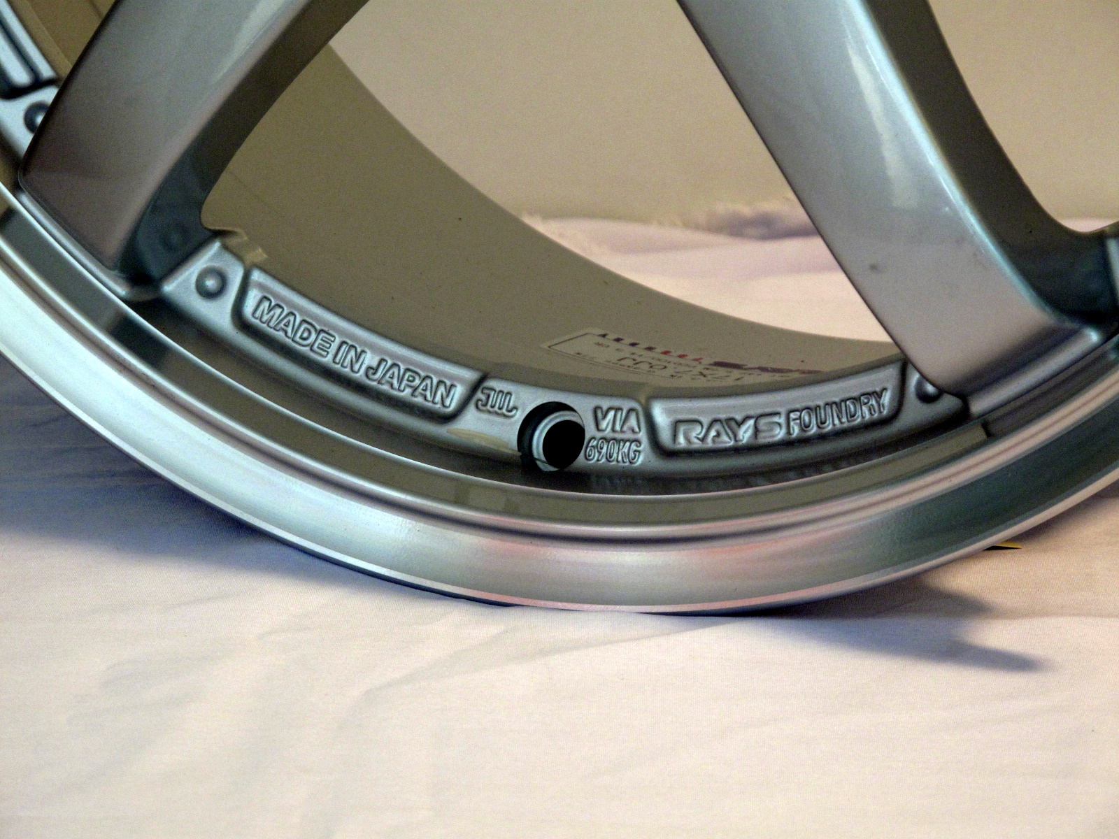 Tyre and Rims (H2O One Stop Sdn. Bhd.) Japan Made Rims