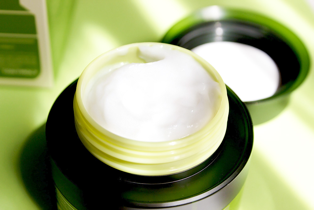 emptyfloor: Tony Moly The Chok Chok Green Tea Watery Cream ...