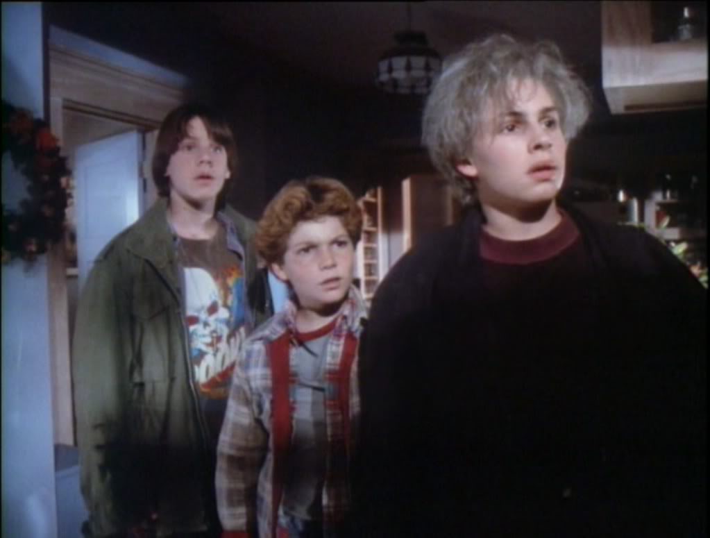 Celebrity Style Kourtney Kardashian Plaid Blazer And Jeans Shop