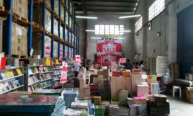 All-Around Pinay Mama: Scholastic Summer Warehouse Sale 2018 