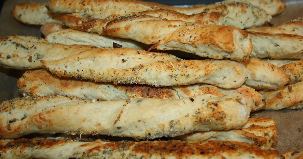 Caroline Makes....: Blue Cheese, Parmesan and Green Olive Bread Sticks