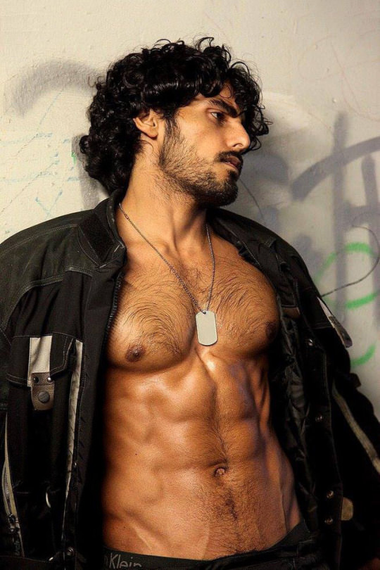 Shirtless Bollywood Men: Hot male model undressed: Gaurav Rana