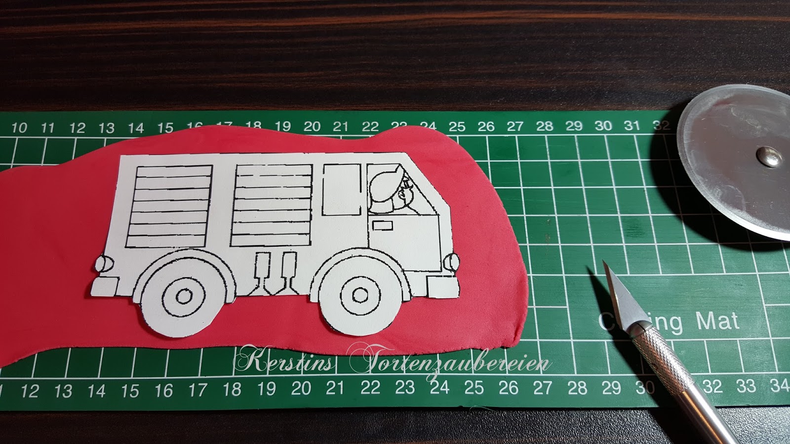 Feuerwehrtorte Mit Anleitung Feuerwehrtorte Mit Anleitung