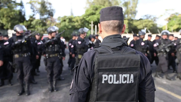 Soñar con ser policía Soñar con ser policía