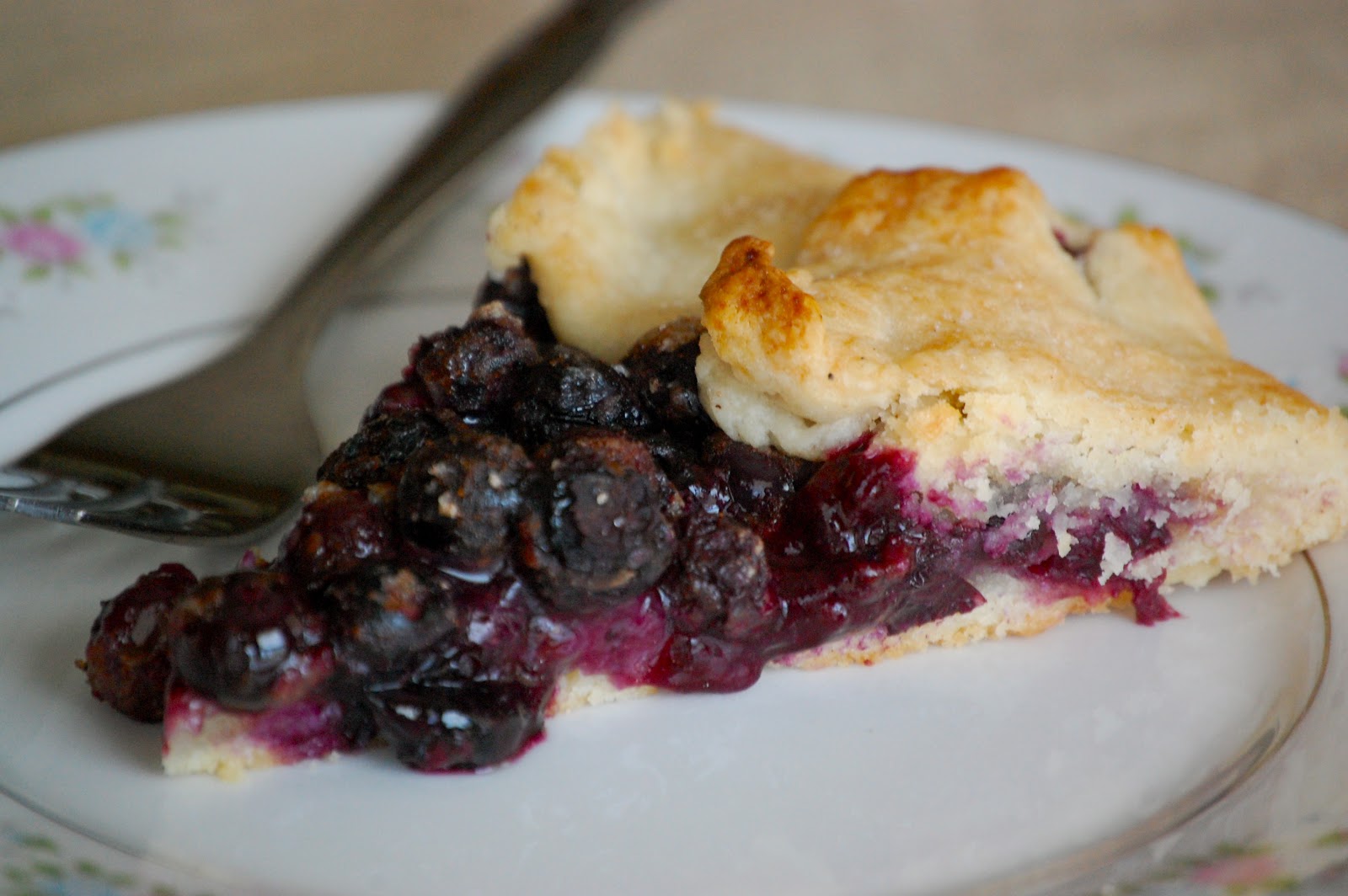 Heritage Schoolhouse: Blueberries :-)