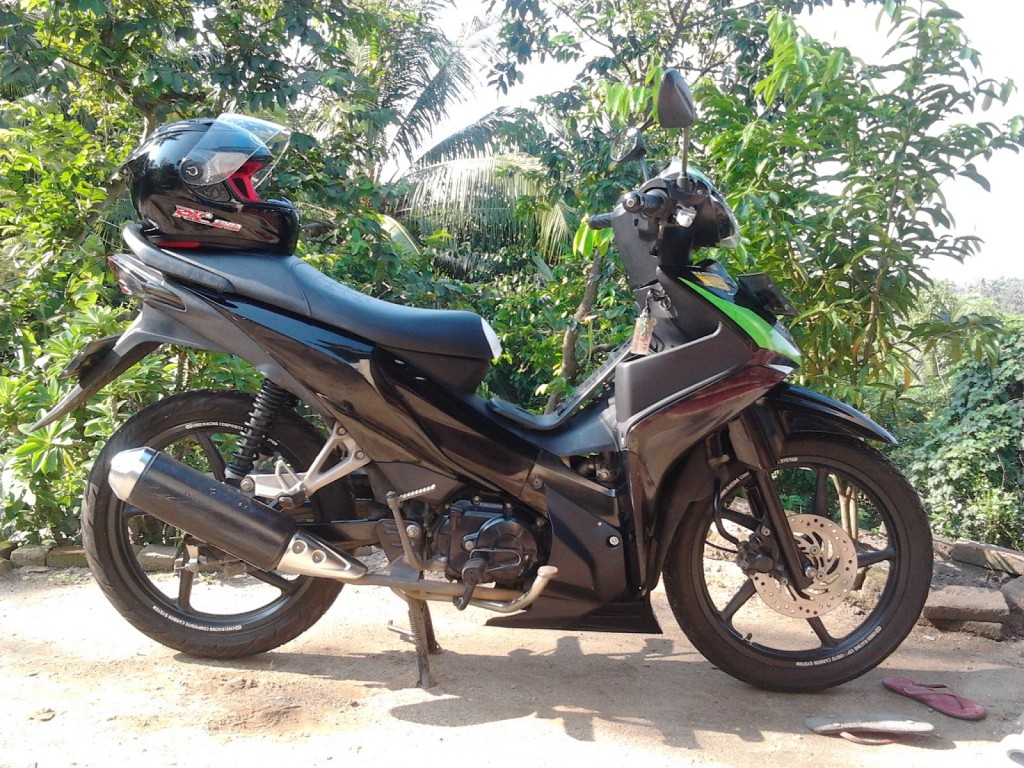 Koleksi Foto Modifikasi Motor Revo 110 Terlengkap | Modispik Motor