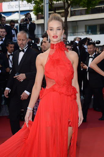 Rosie Huntington-Whiteley – ‘The Unknown Girl (La Fille Inconnue)’ Premiere at 69th Cannes Film Festival Rosie Huntington-Whiteley sexy best red carpet dresses 2016 cannes film festival