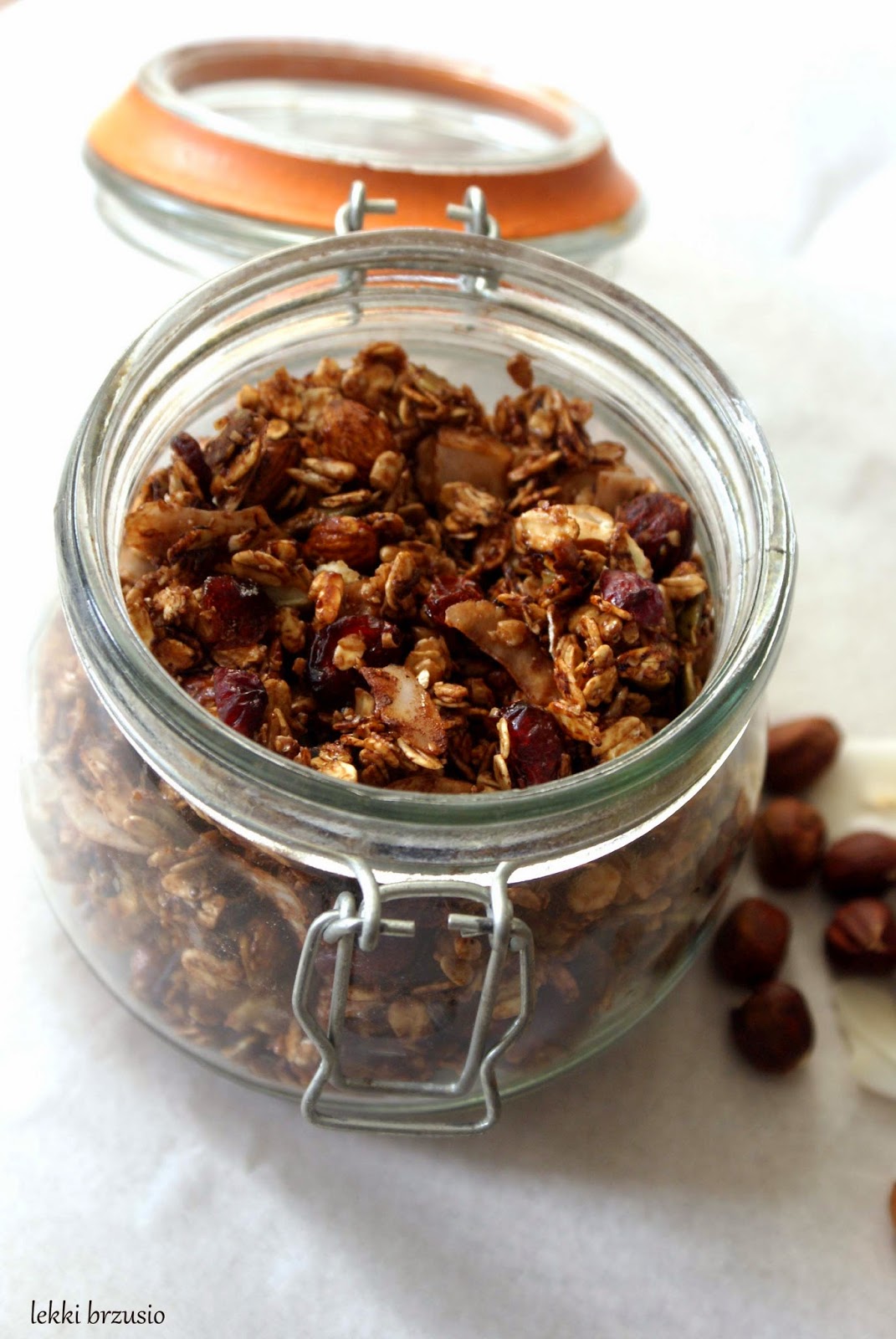 Lekki brzusio. Domowa granola z patelni