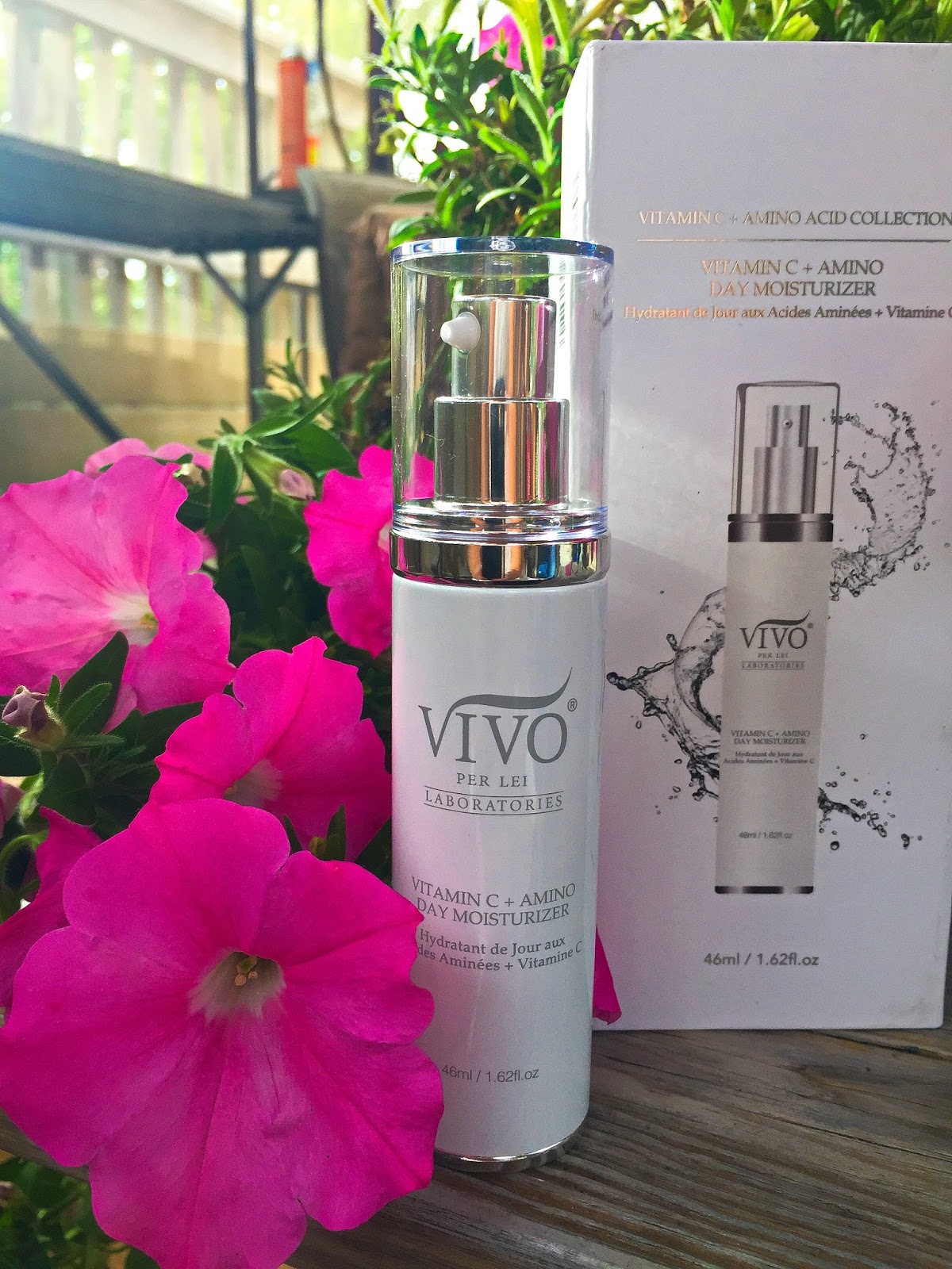Maria's Space GIVEAWAY Apply Gold To Your Face With Vivo Per Lei