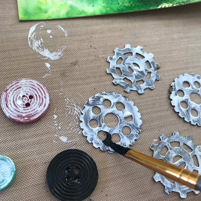 Altering Vintage Bits with Gesso and Paint altering_vintage_bits_with_gesso_and_paint