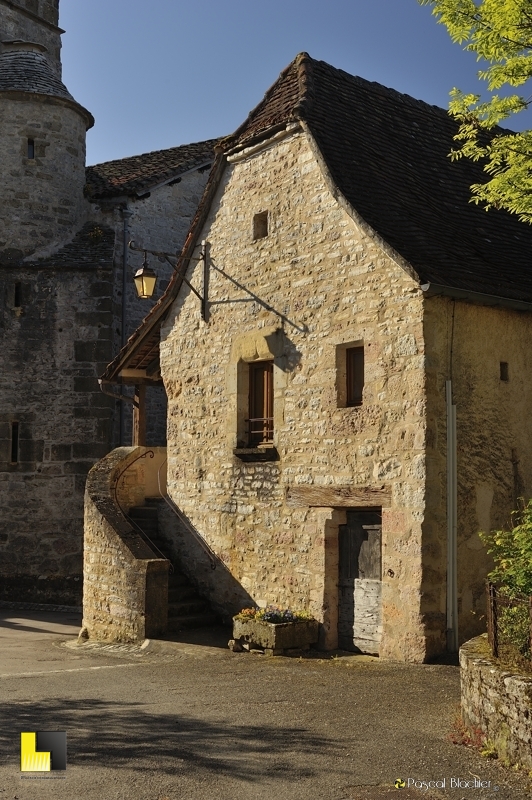 Maison de pierre Loubressac photo pascal blachier