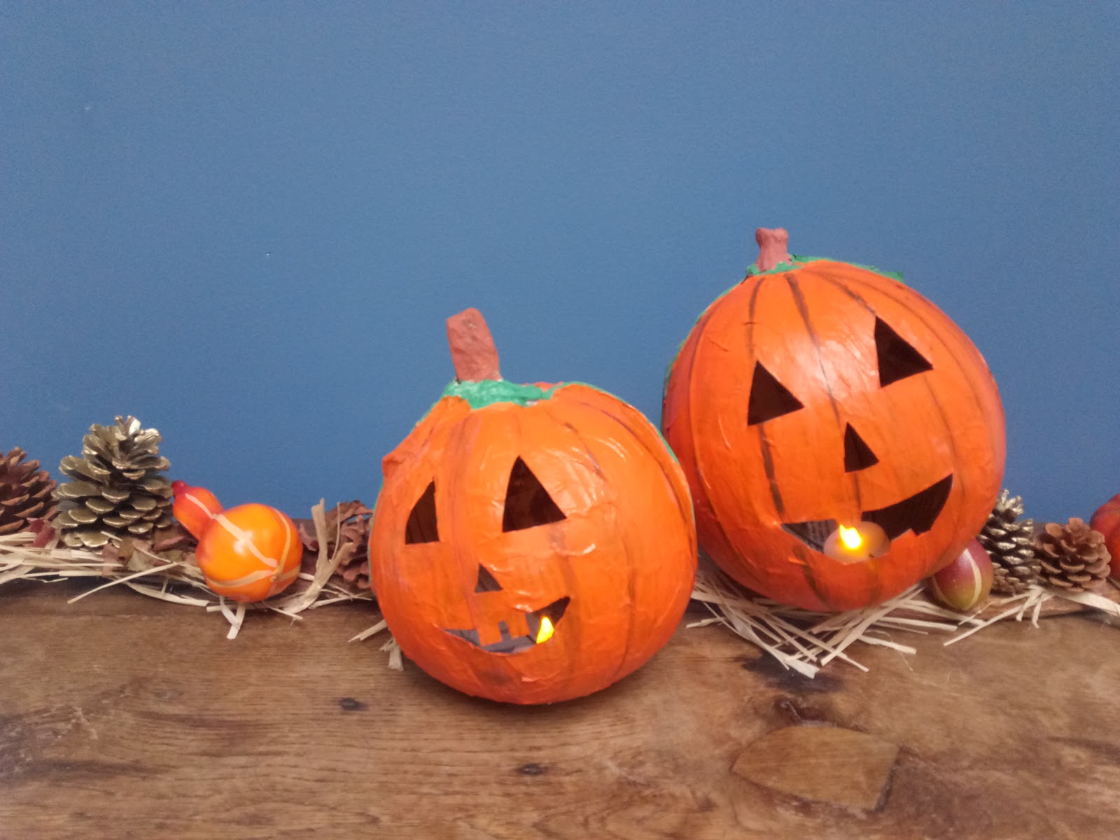 DIY - Citrouilles d'Halloween en papier mâché