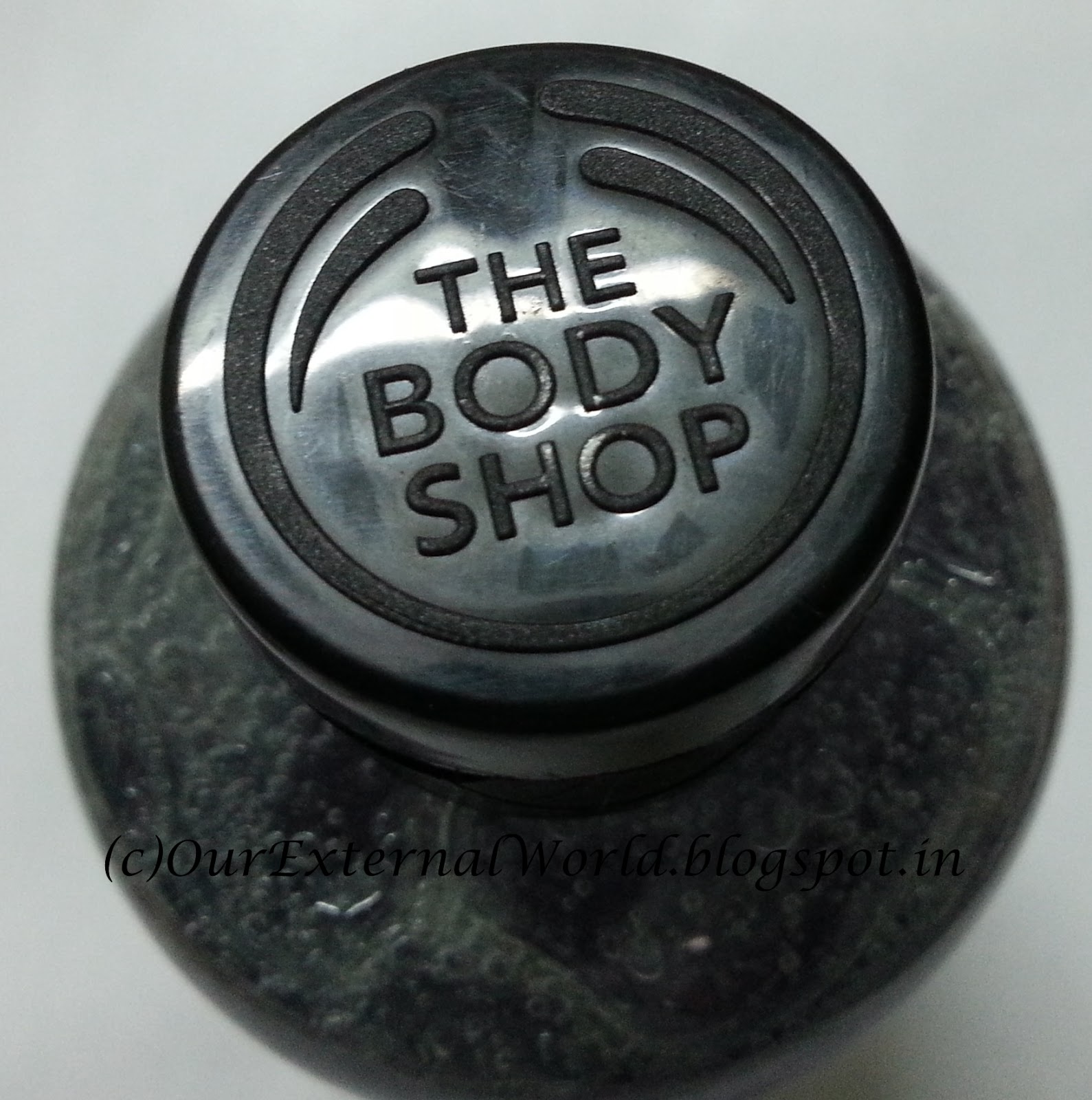 The Body Shop Dewberry Bath & Shower Gel