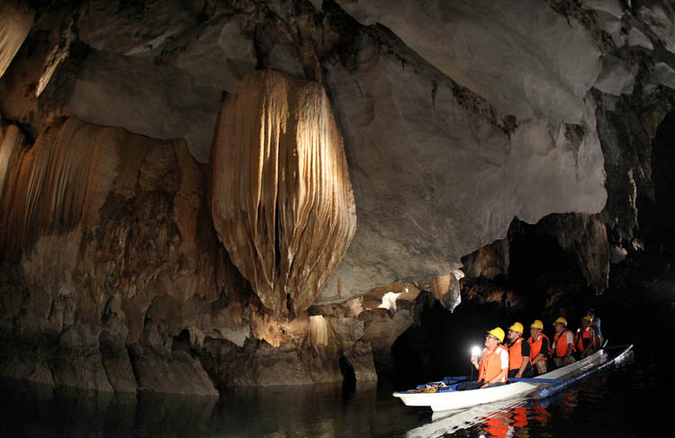 Pilipinas Je T'aime: Palawan Underground River: Now One of the World's