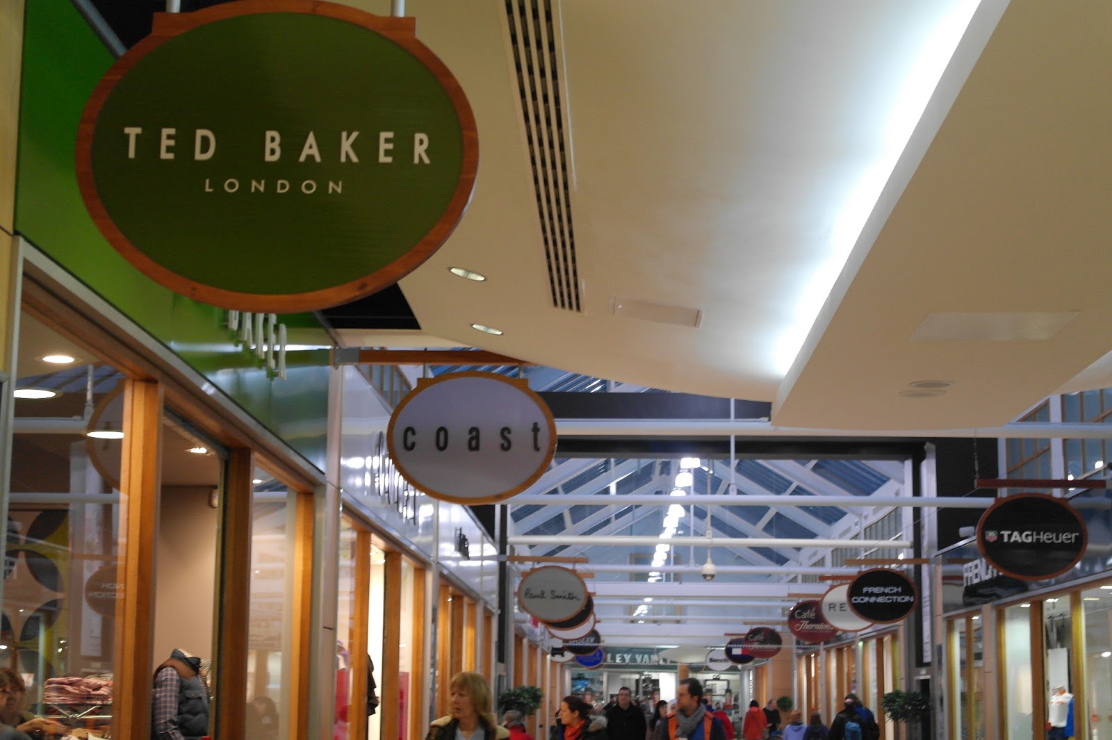 La Belle Aventure: Mum and Daughters Day: York Designer Outlet