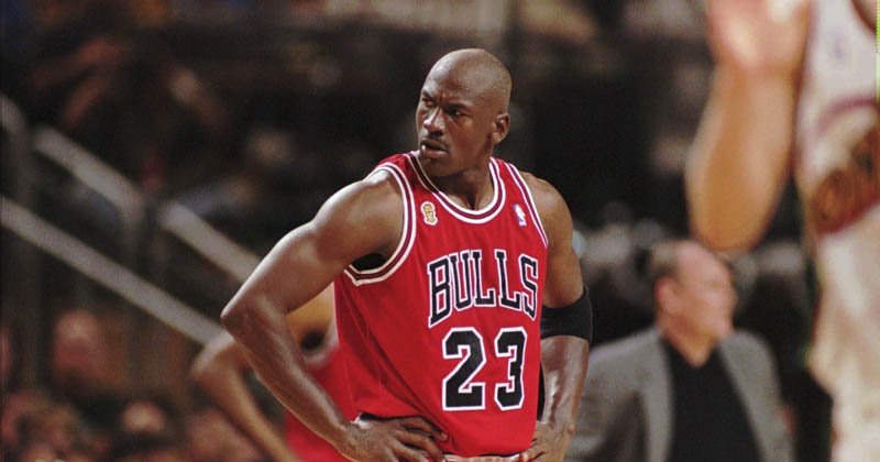 Las camisetas NBA más cotizadas: Michael Jordan vs Larry