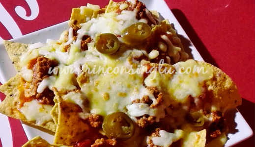 Nachos con carne, chili y queso sin gluten nachos sin gluten salsa chips jerez